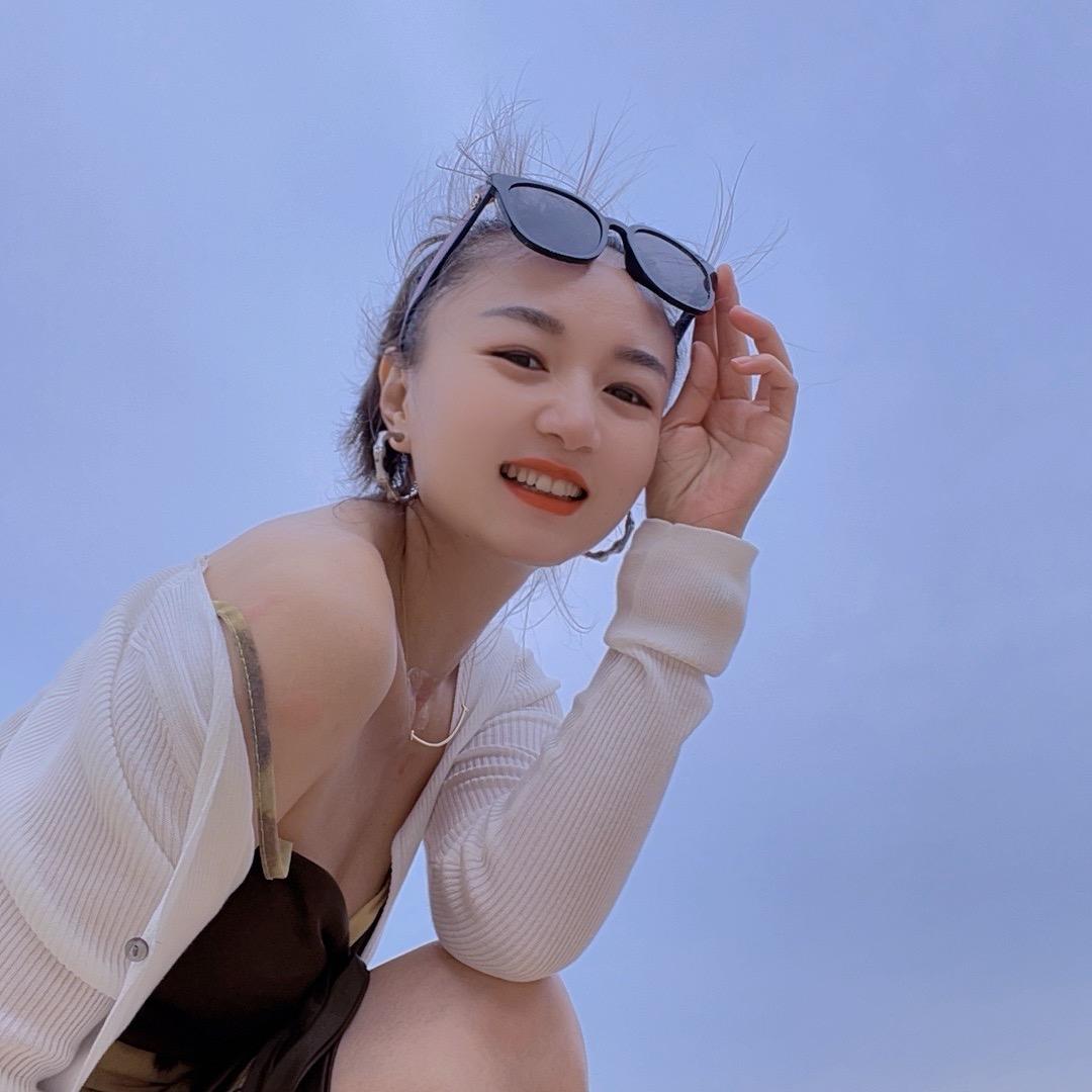 大馋丫头