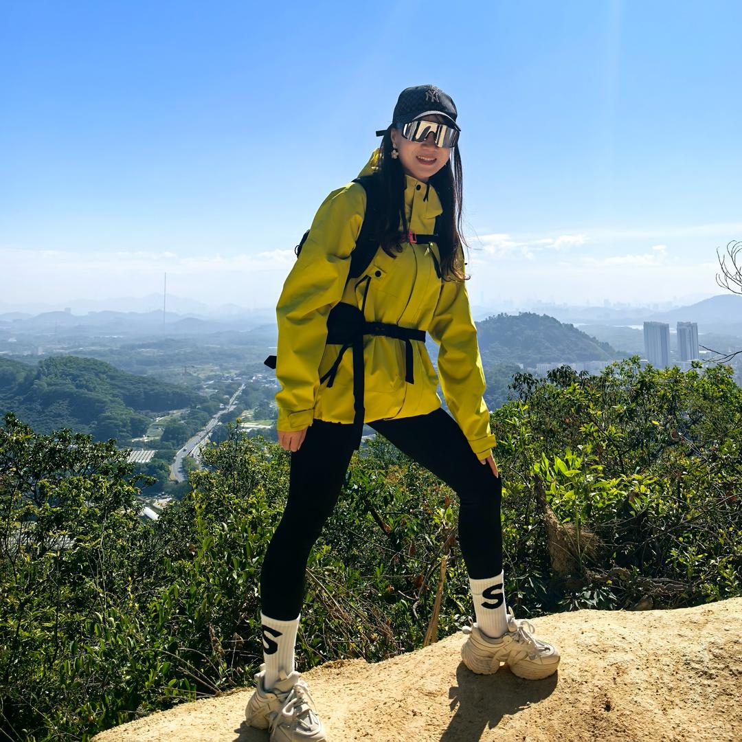 早教师橙橙爱爬山