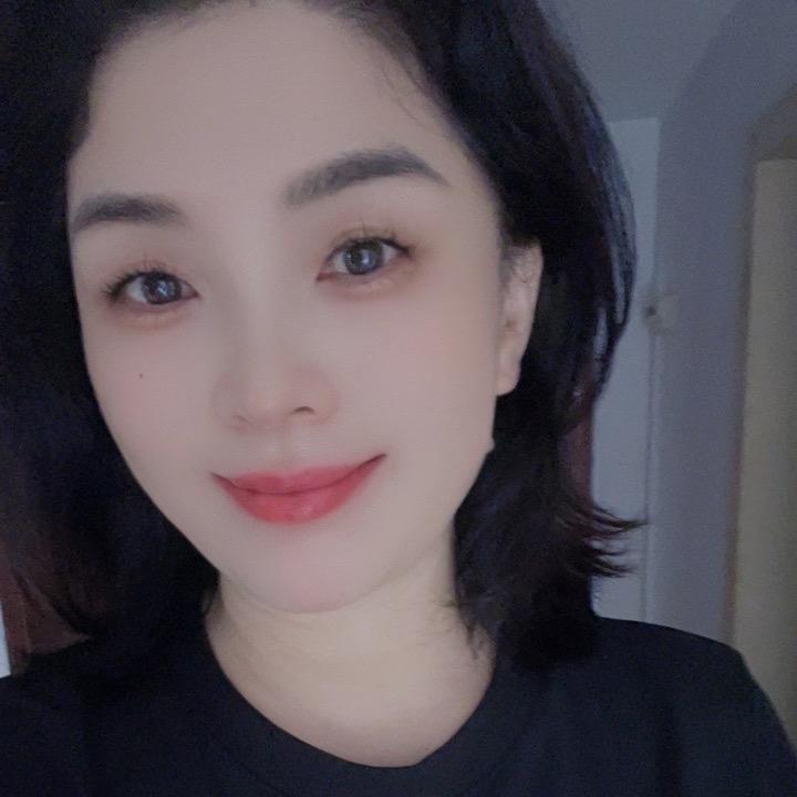 迎喜纳服饰有限公司