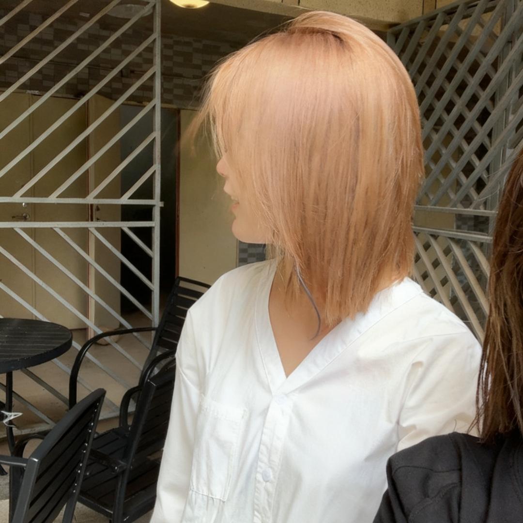 名艺世家翔龙店长-君君