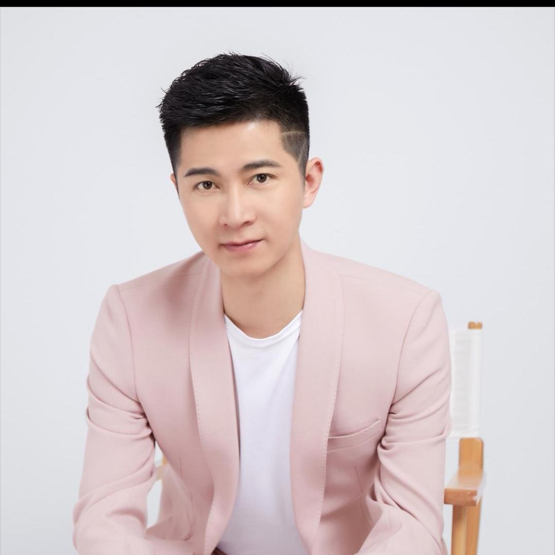 小龙歌 《有故事的人》