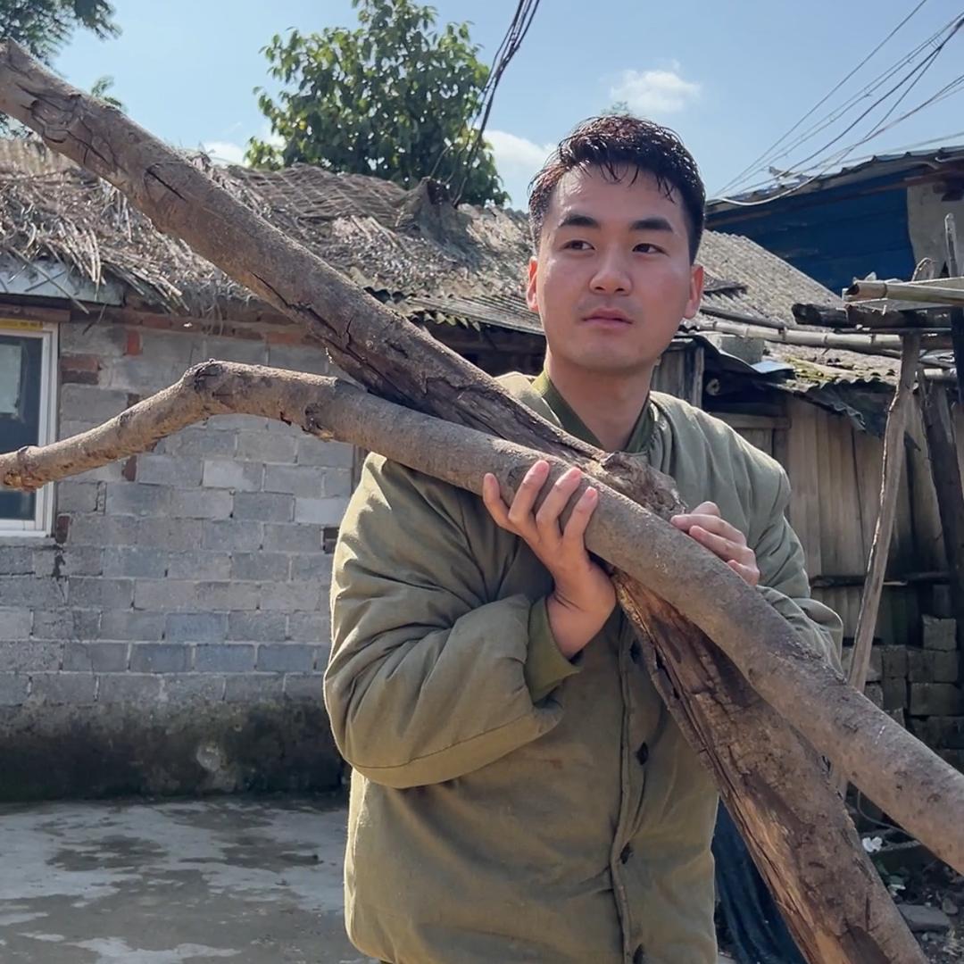 张小辉
