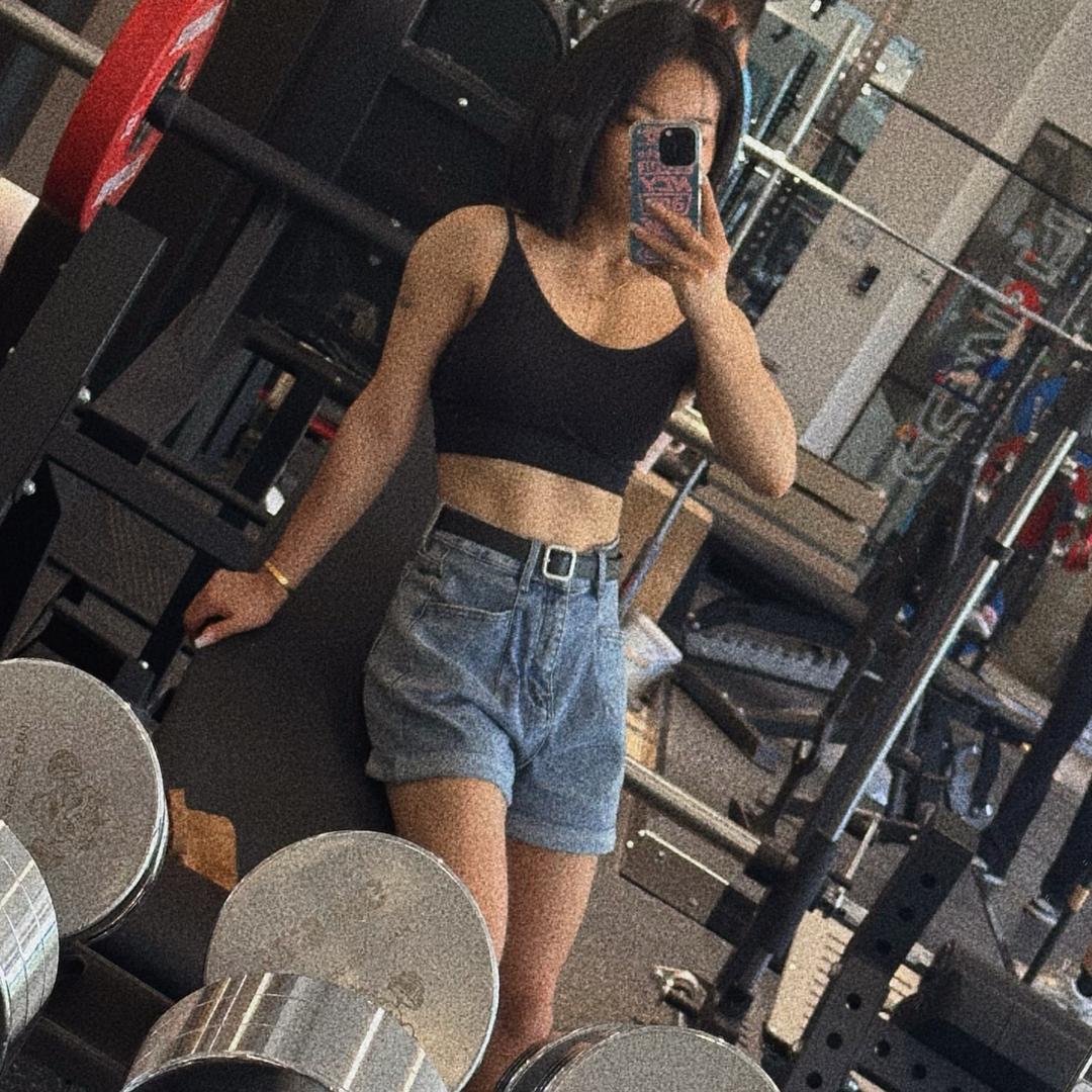 喜欢撸铁的黑娃