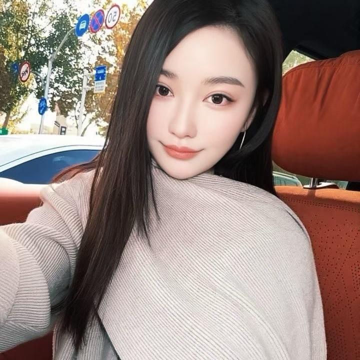 璐璐李也叫L耐耐