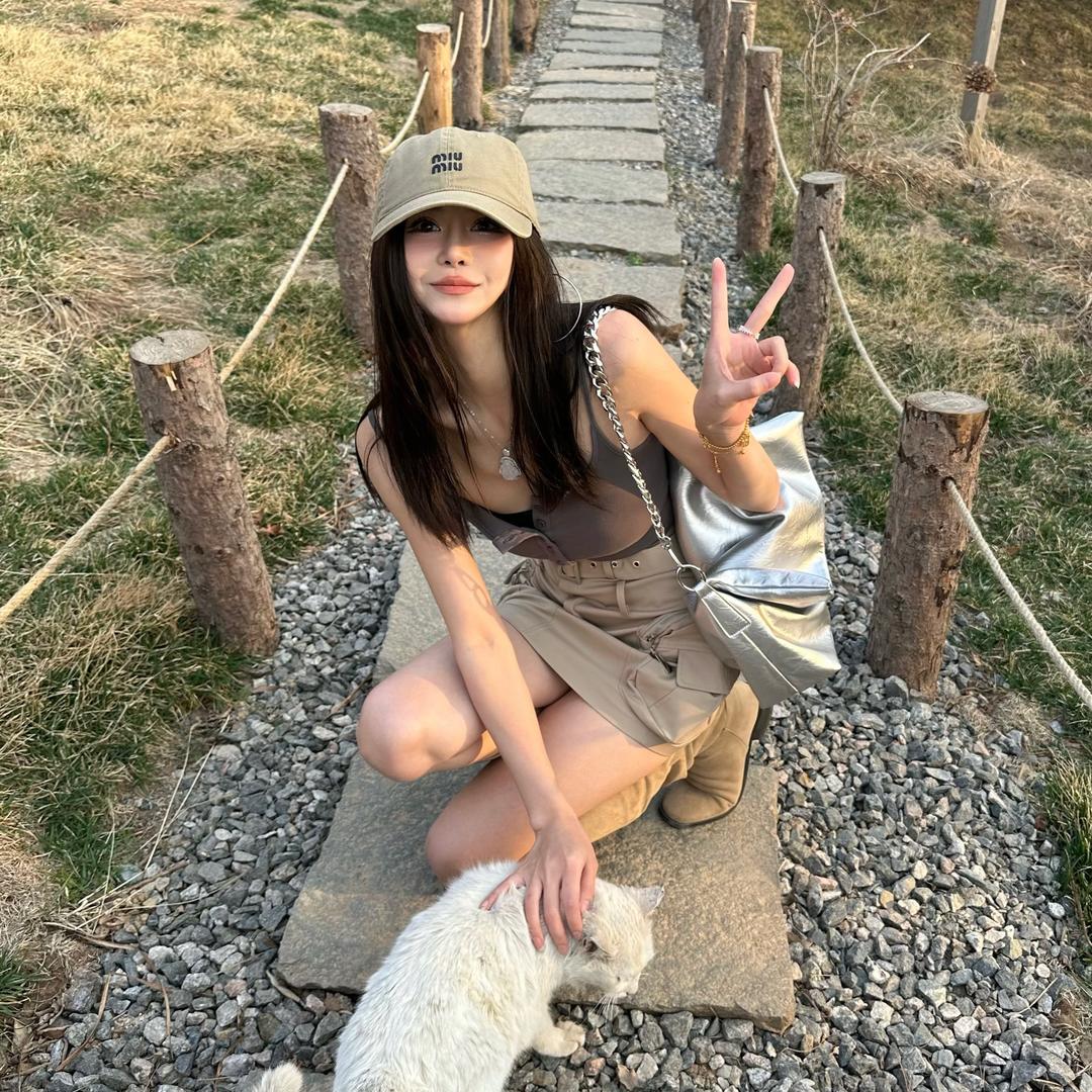 小h睡不醒