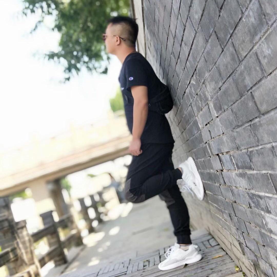 尒