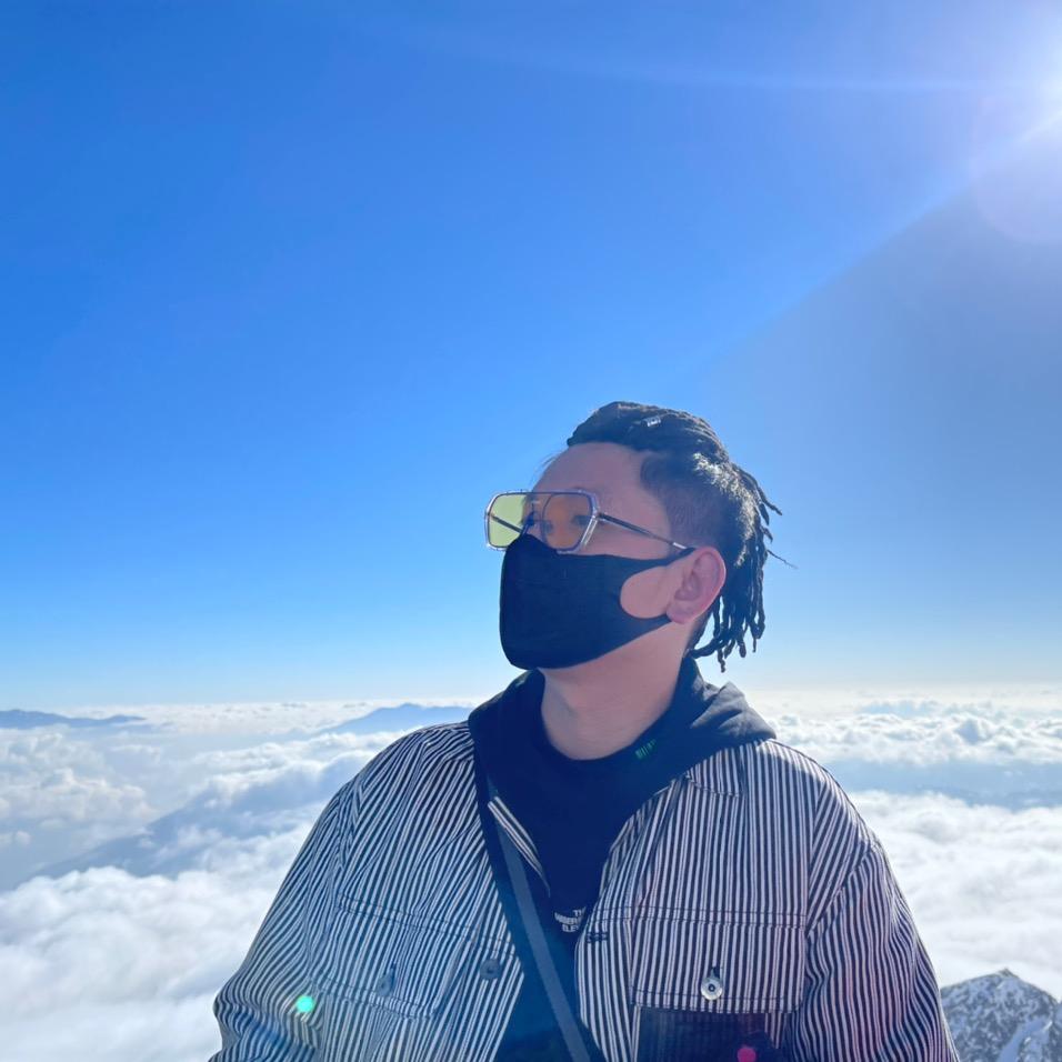 咕噜咕噜  🚶🏻‍♂️