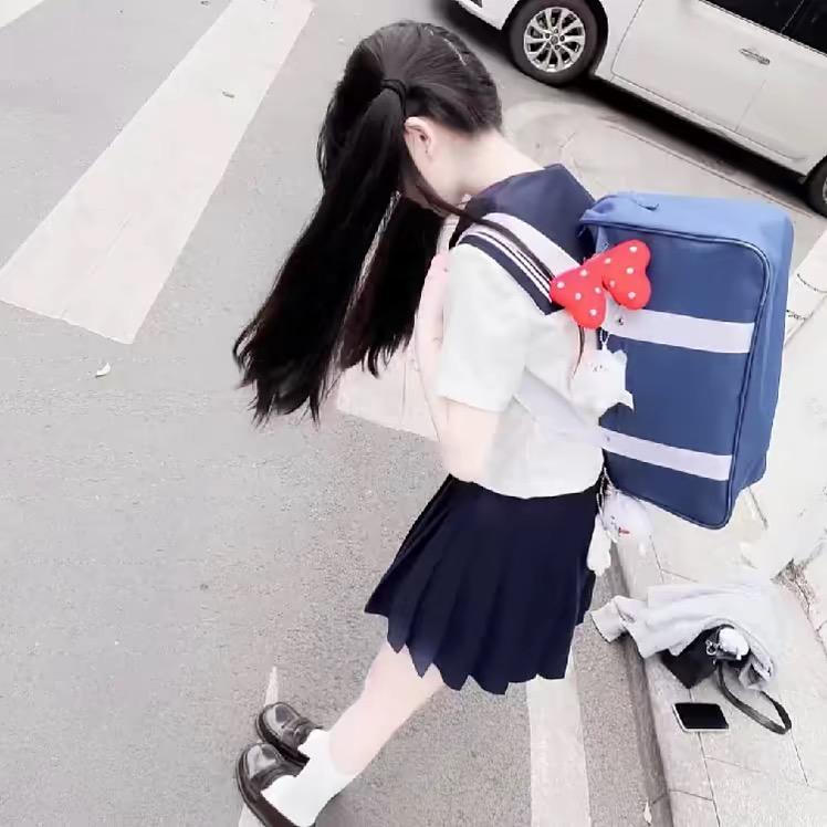 🆔易湫