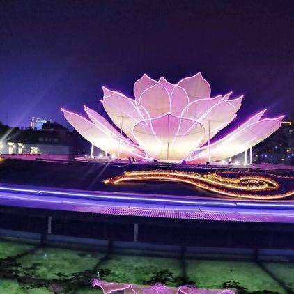 A呀这B孩谁家的呀