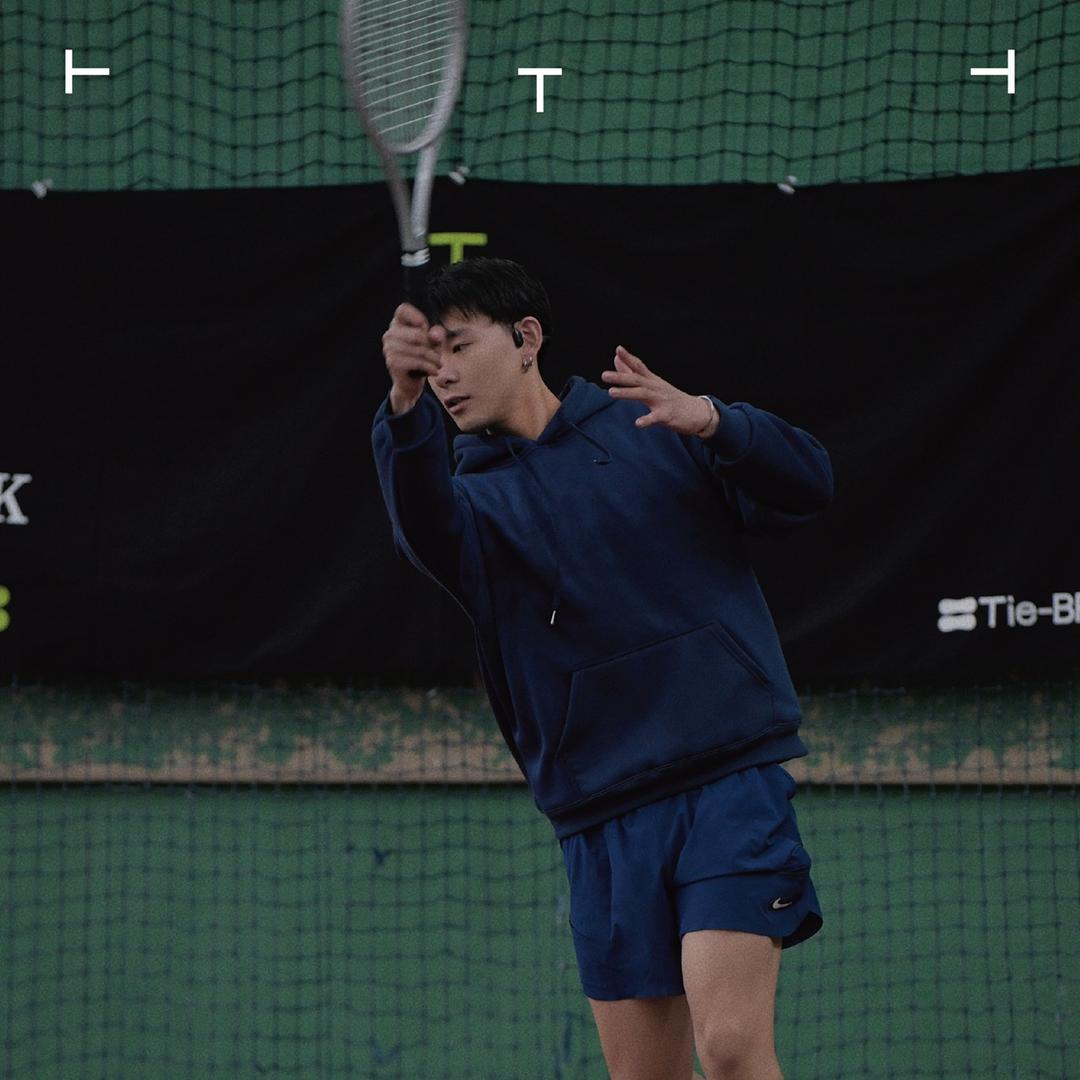 打网球的小钟🎾