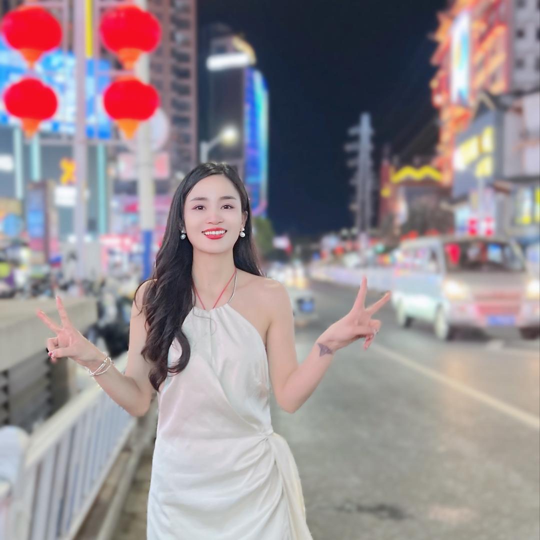 广西鑫辰汽贸有限公司