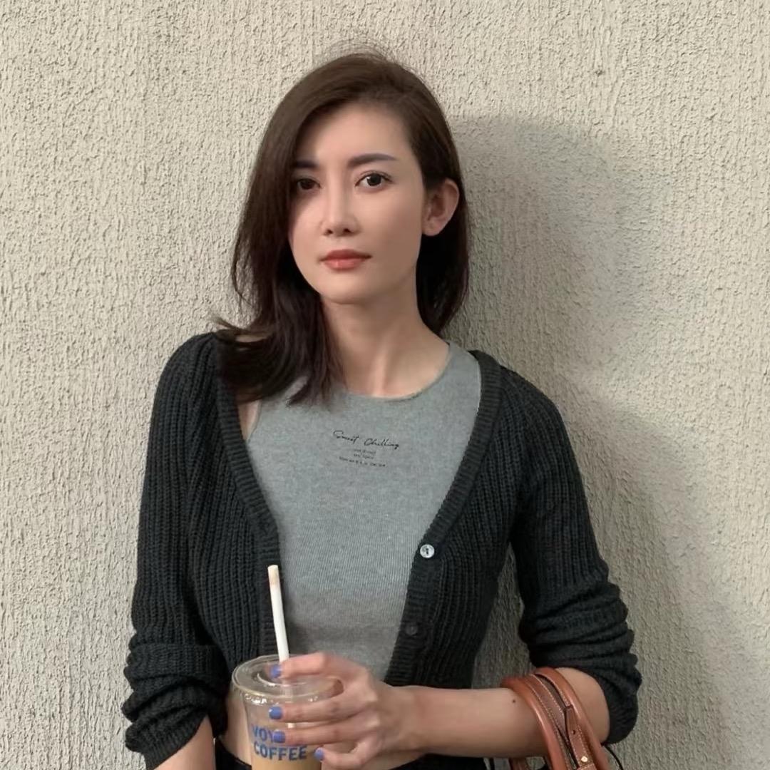 小玲玲服装