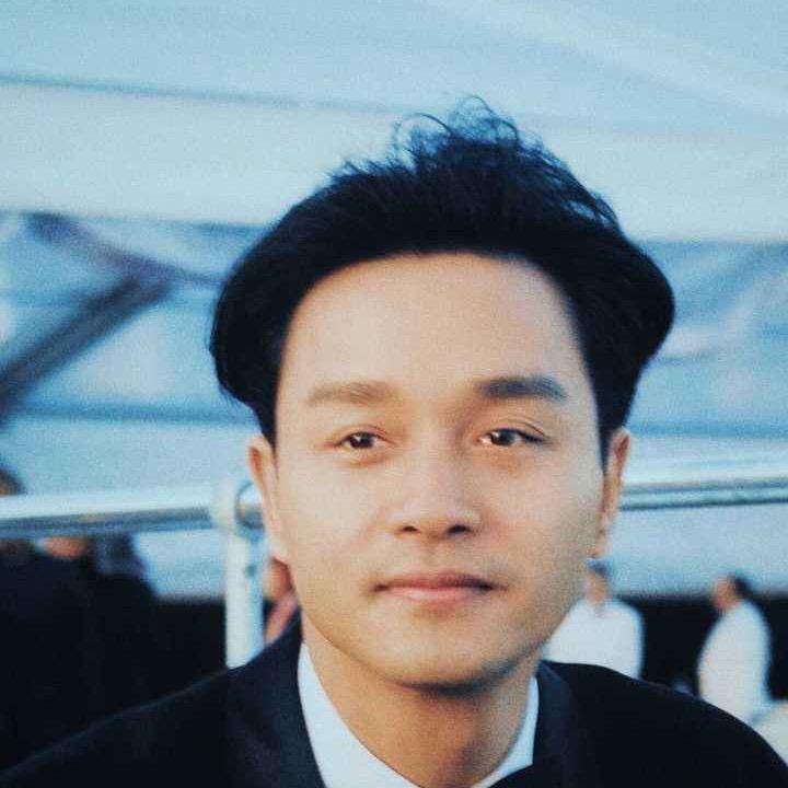 你我山巅自相逢