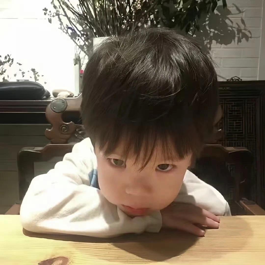 为什么坐在你面前就像站在湖边