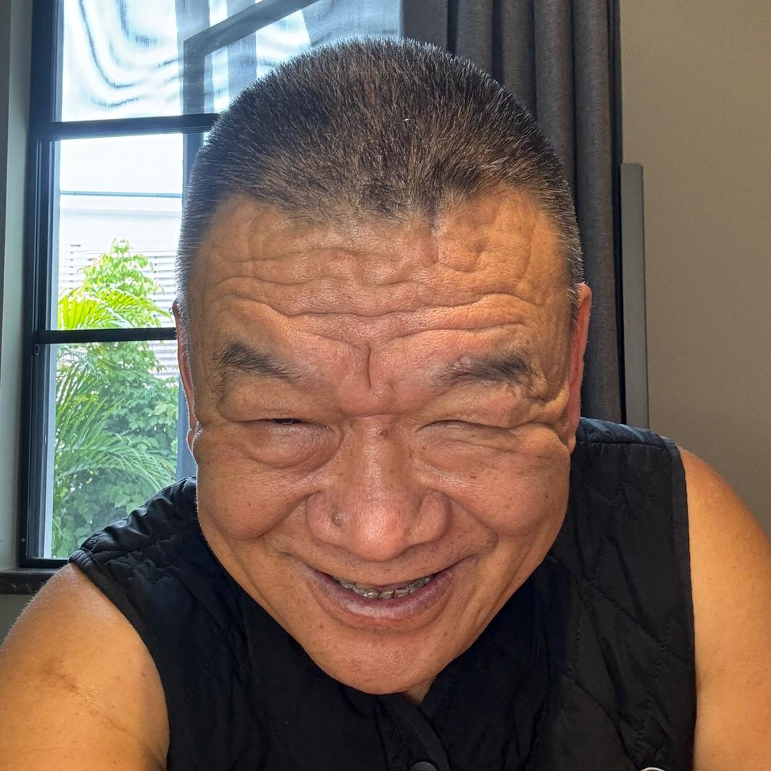 百合饭包老哥