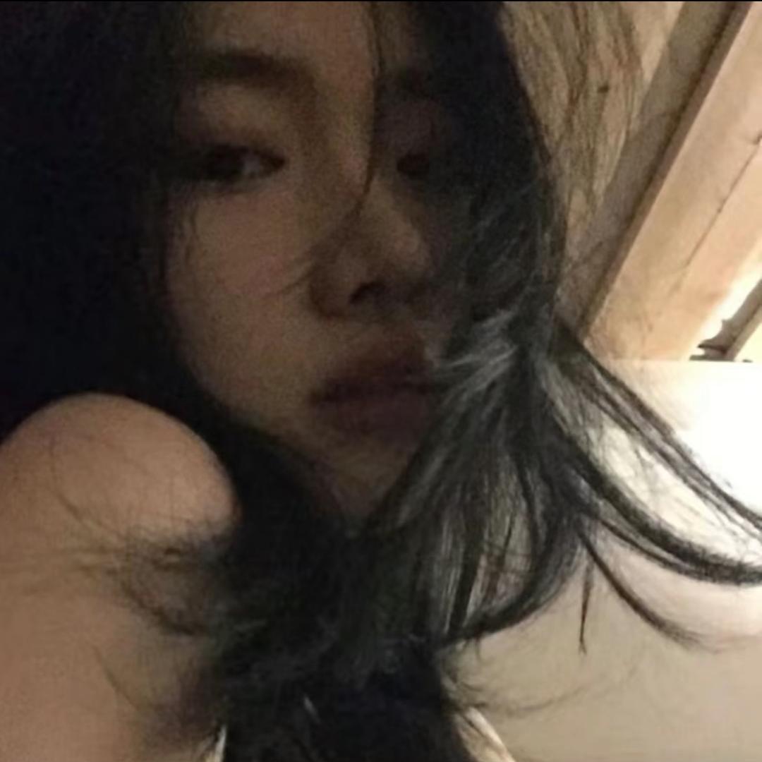 Y.•