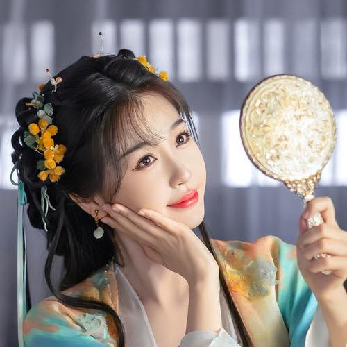 越哥小铁牛（500粉丝开直播）