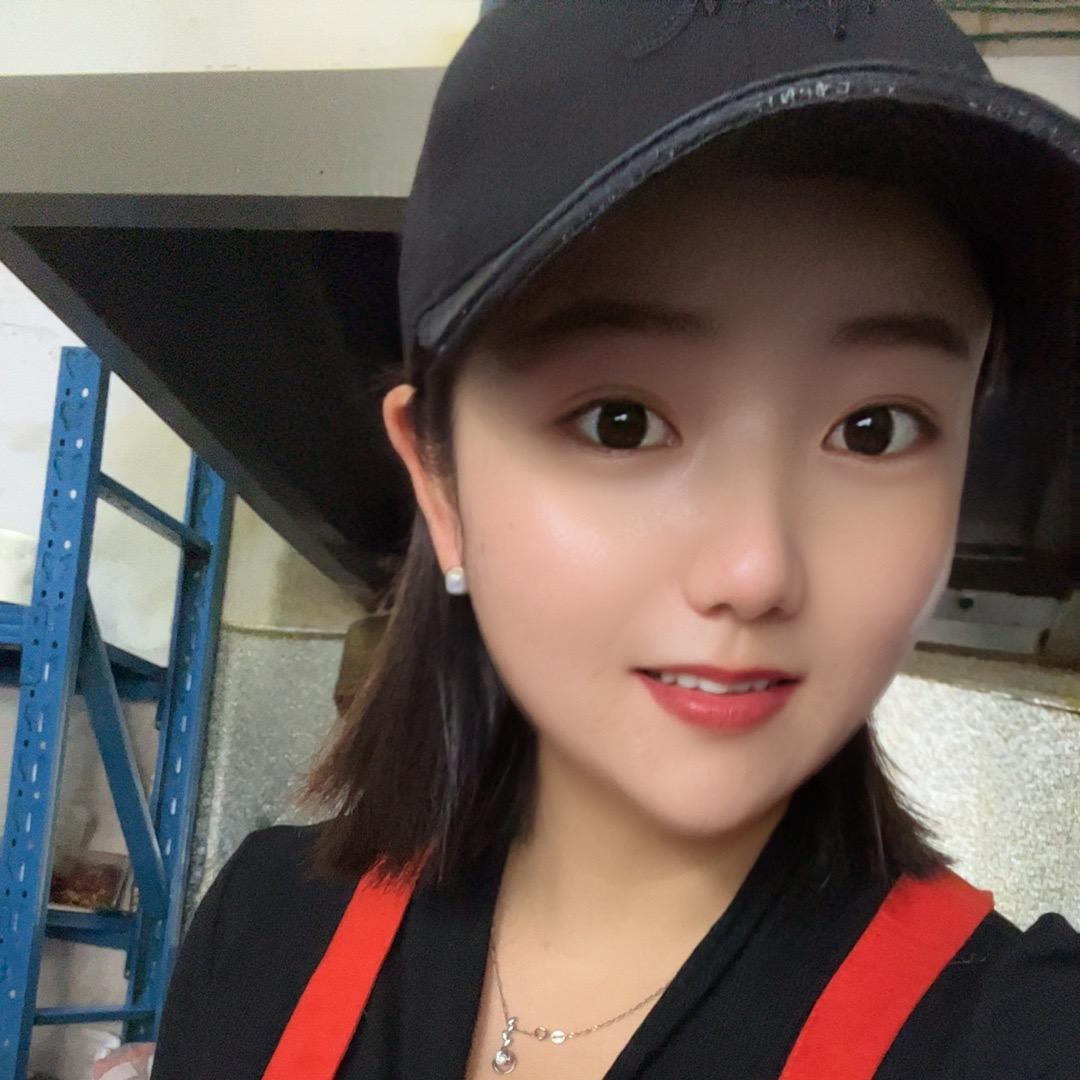 请叫我   彰娴