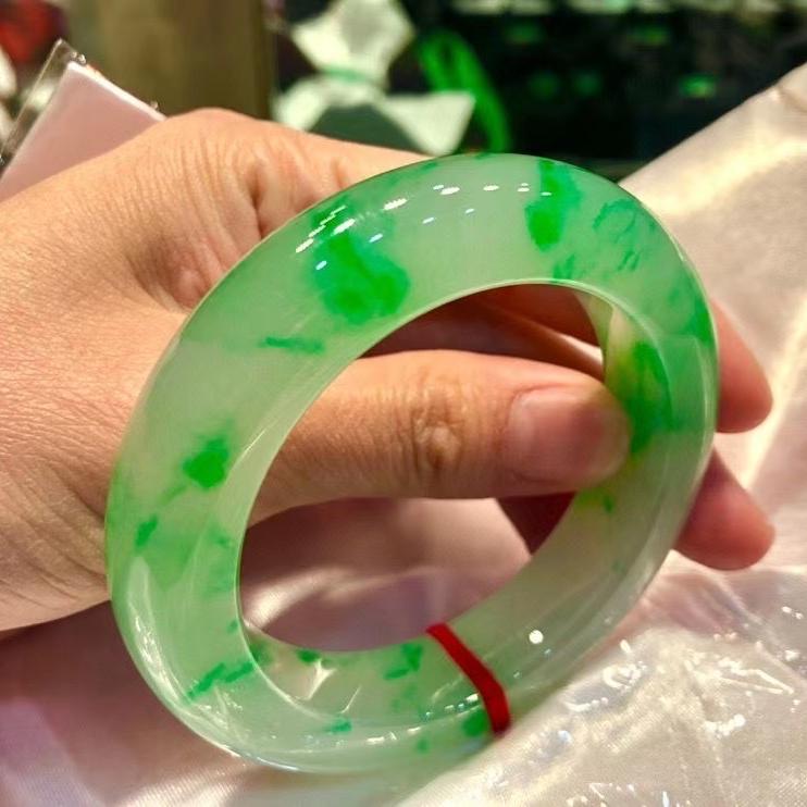 唐潮人翡翠珠宝