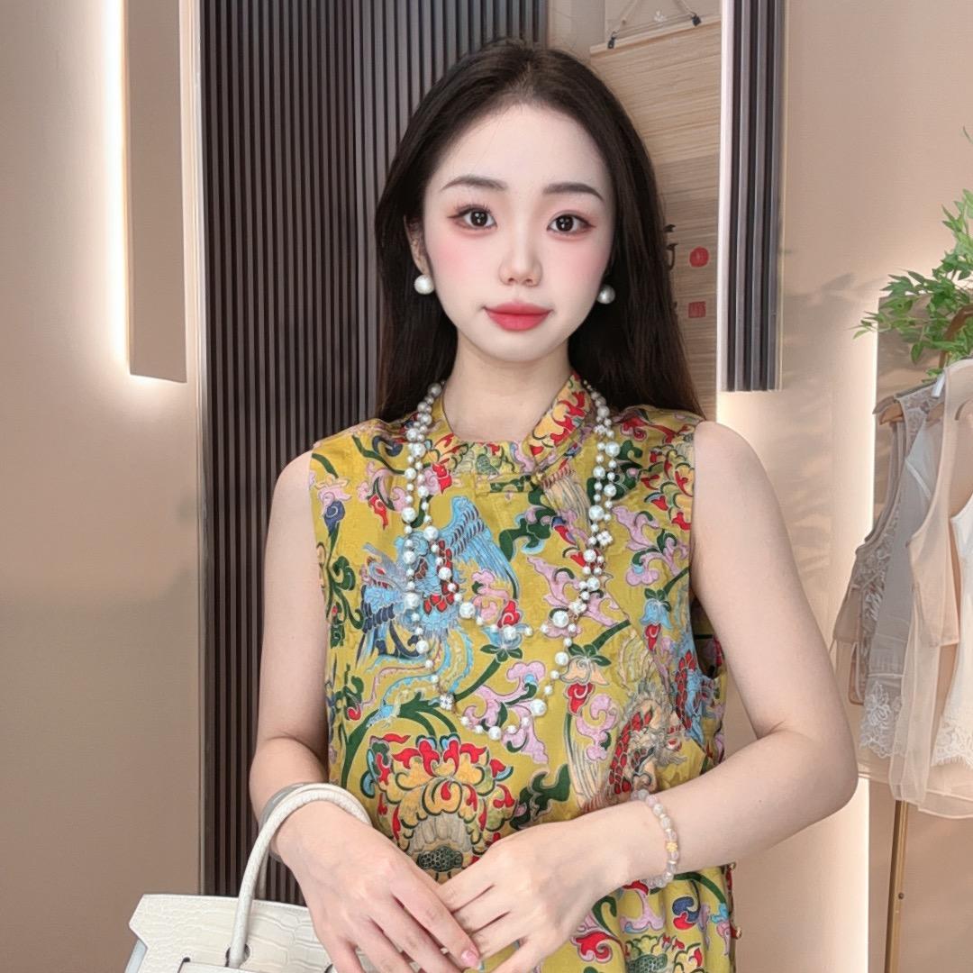 晴妍黛蜜儿
