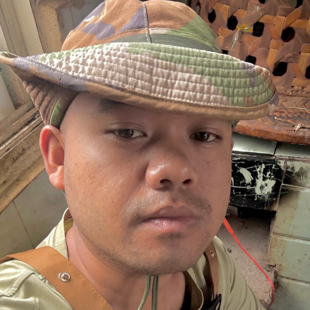 阿坤 -