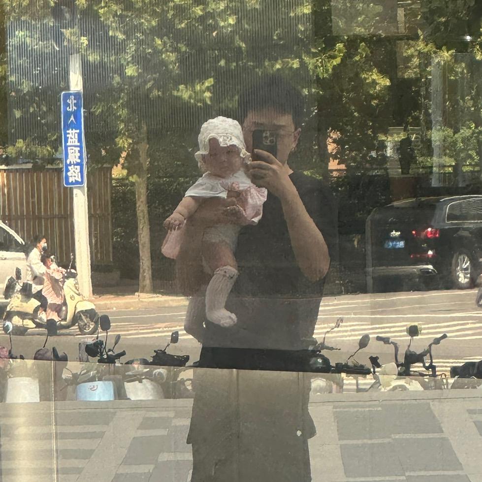 卧听夜阑风吹雨