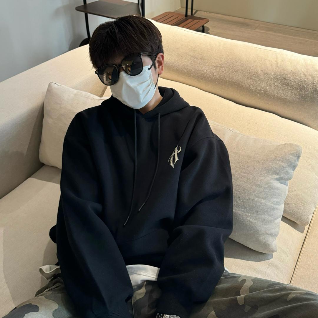 ㅤ     ㅤㅤ     ㅤ