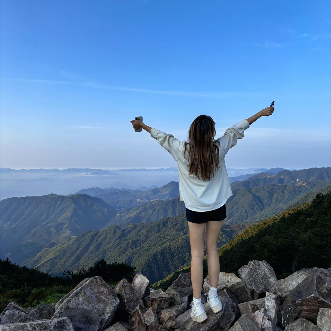 supromo 酒吧 小何同学（金华店）