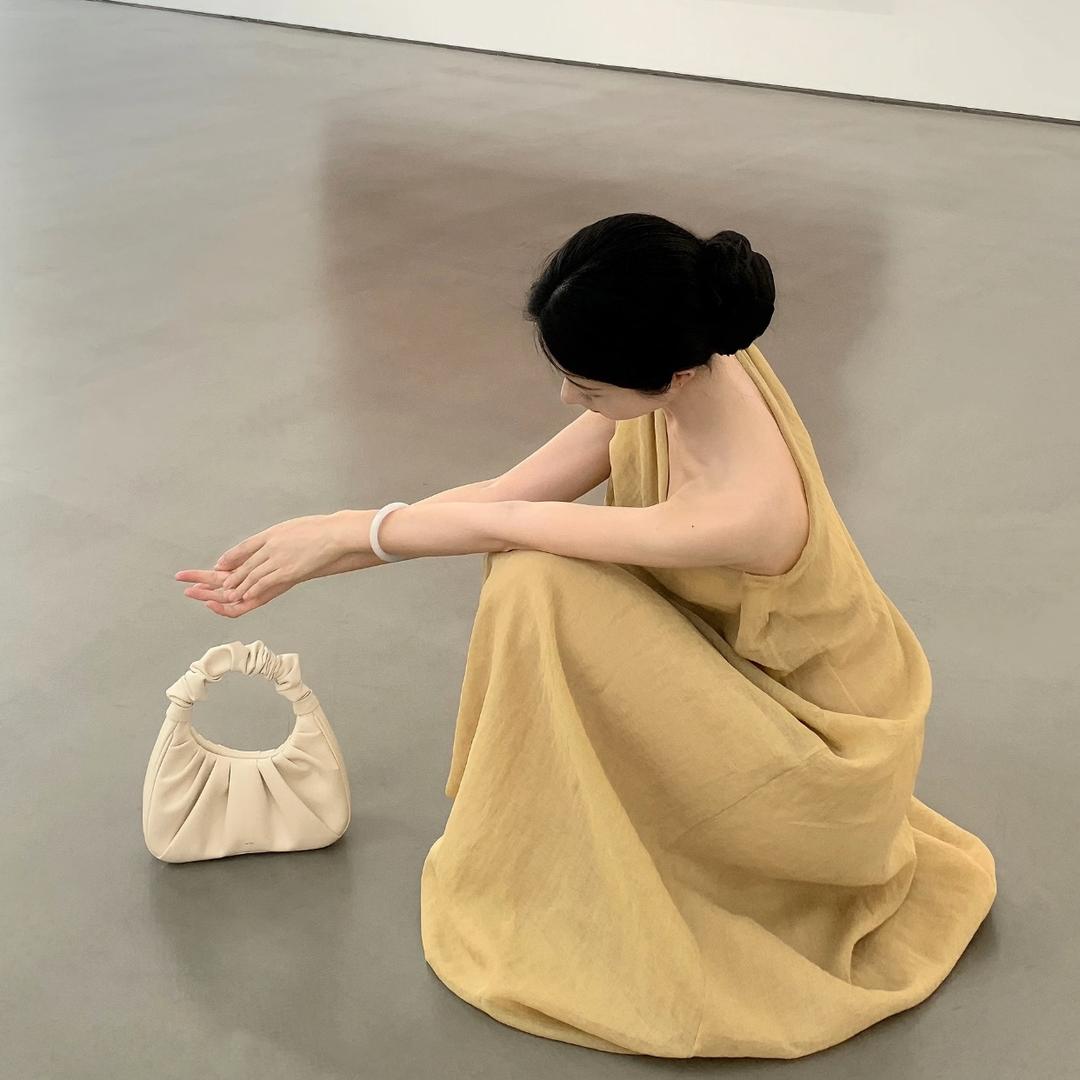 不与美