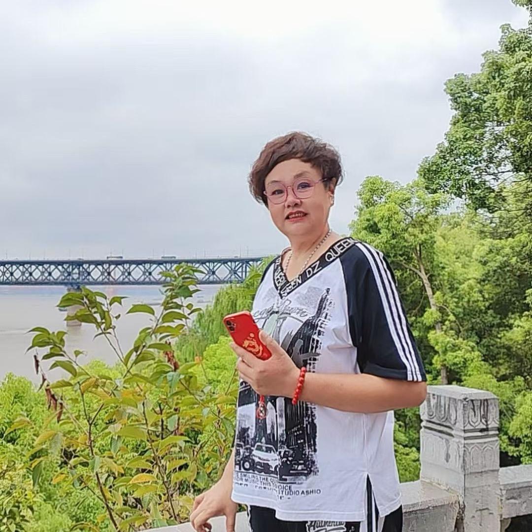 🇨🇳曉華華🐯✨