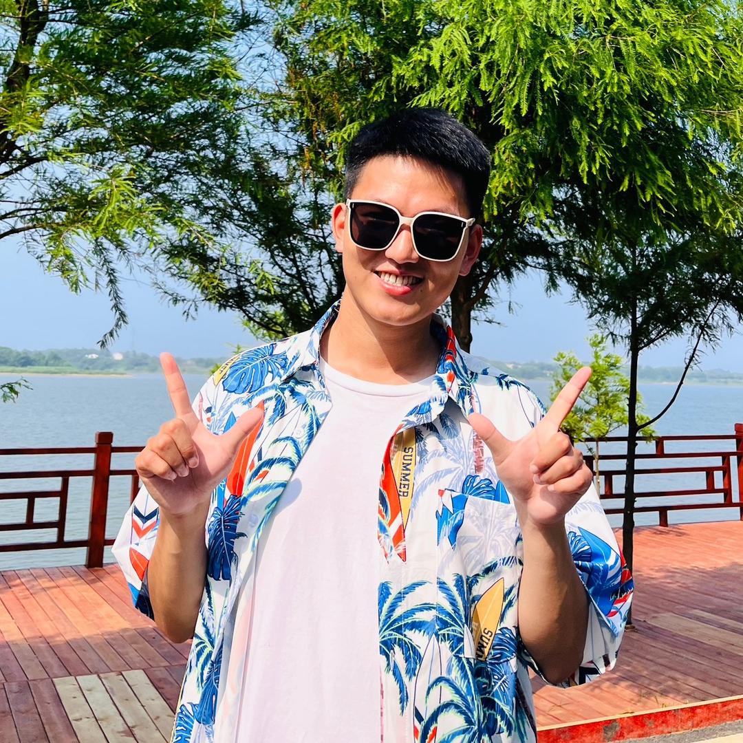 绿岛蓝湾🌴大维同学