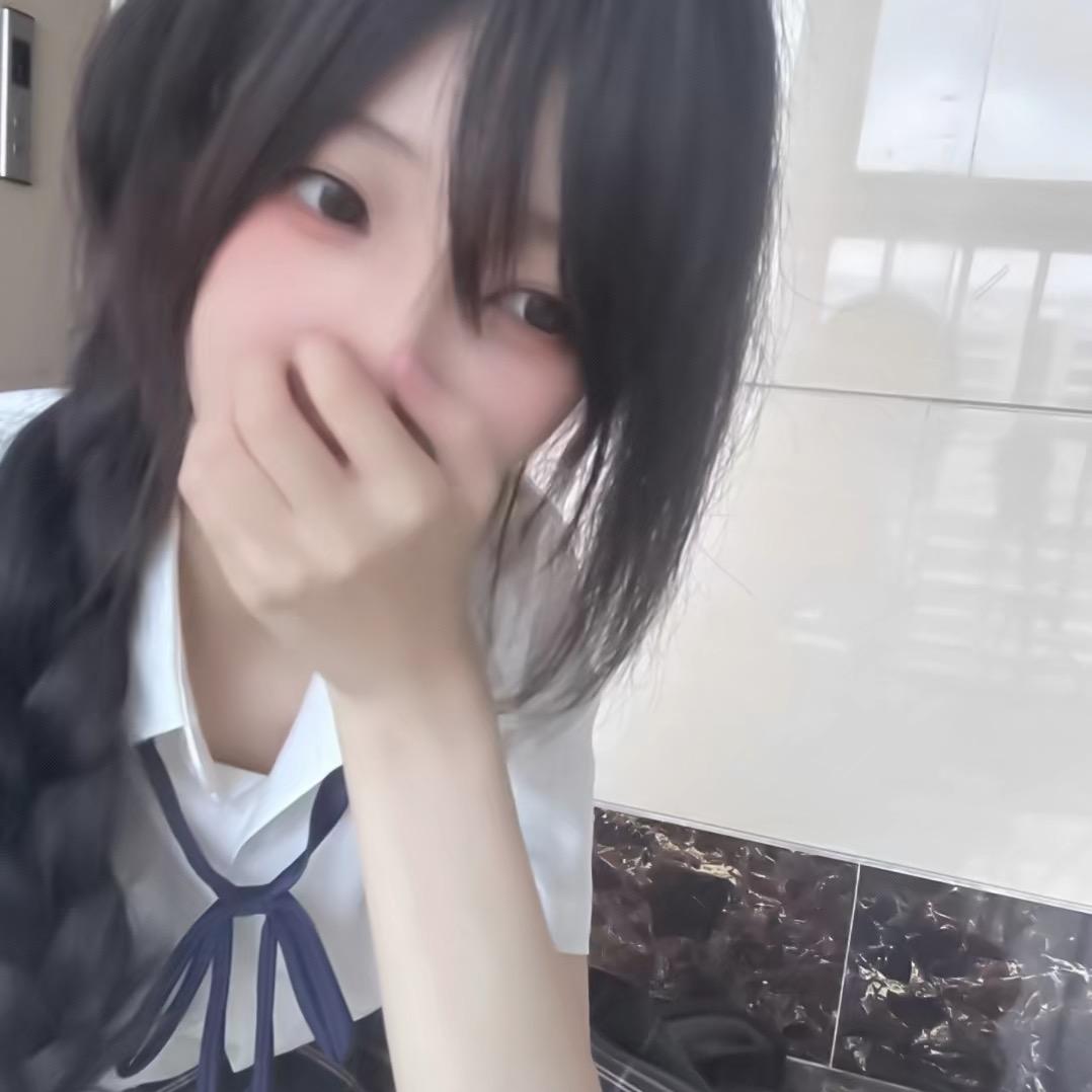 好爱犯困 zᙆᙆ