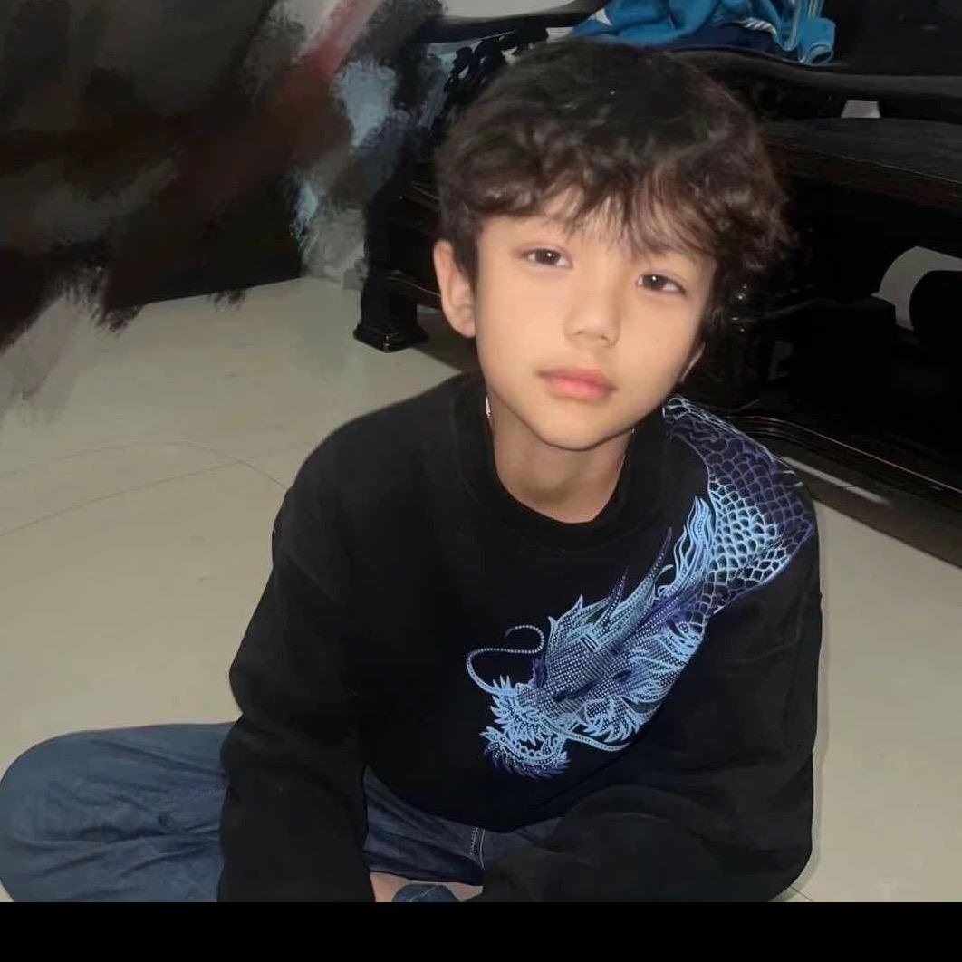 小张.