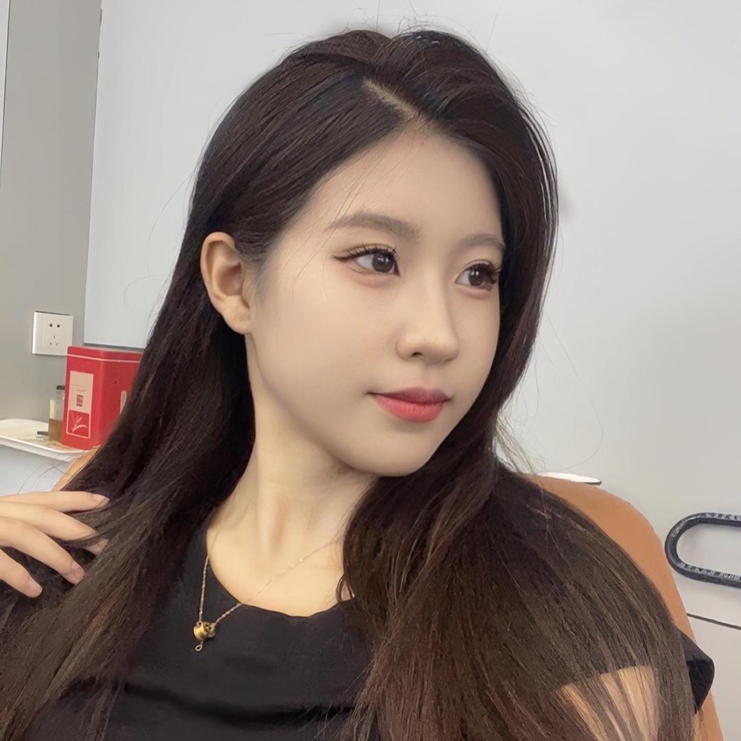 卖车一女的