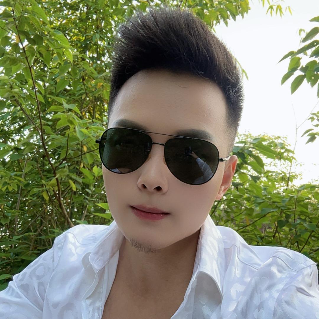 小阿哥☀️
