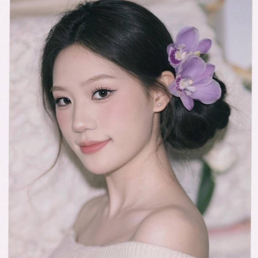 偷偷看你