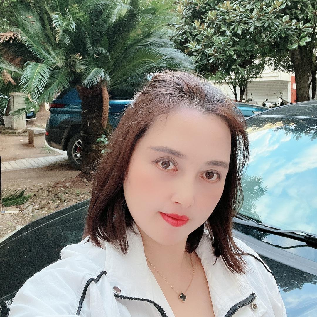 杨红