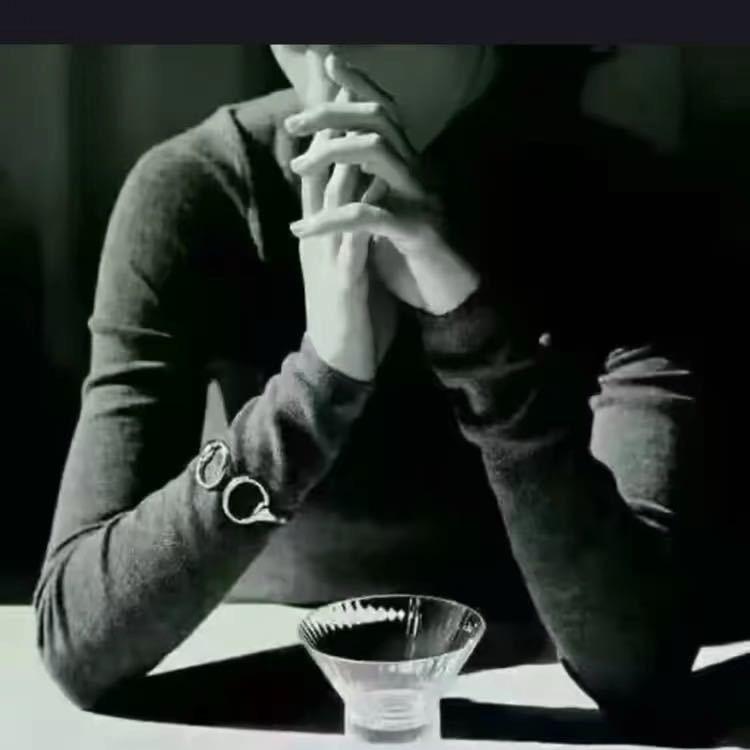 流年染指悲伤❤️‍🩹