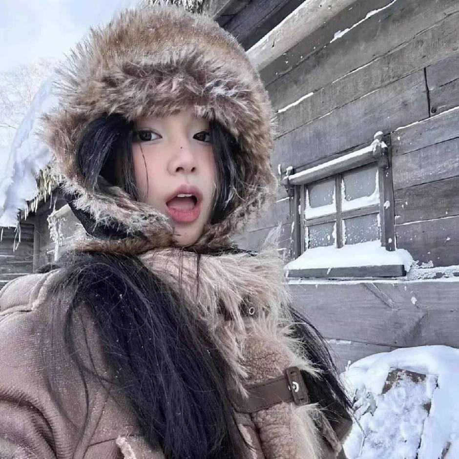 银基熠熠女装服饰店