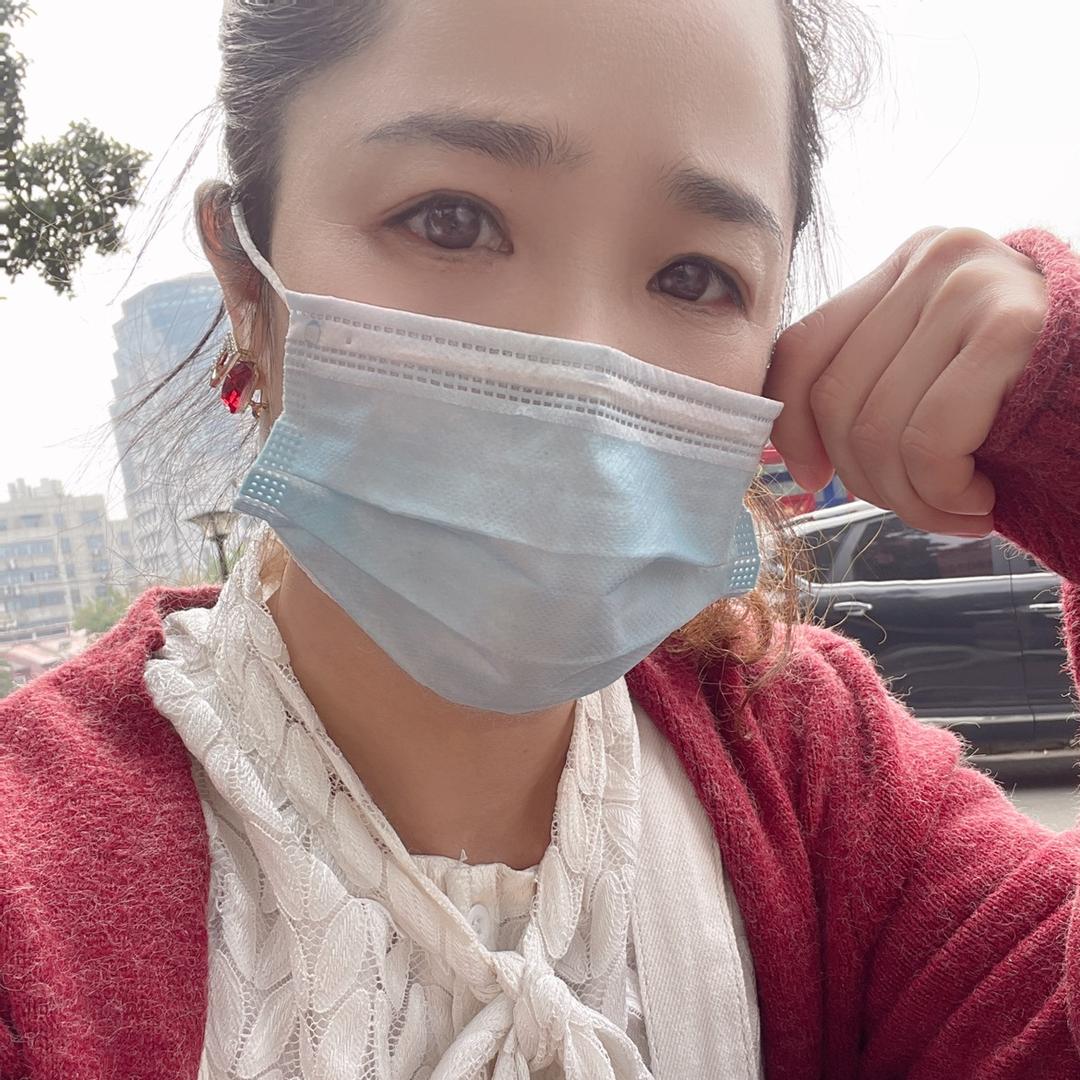 静静.