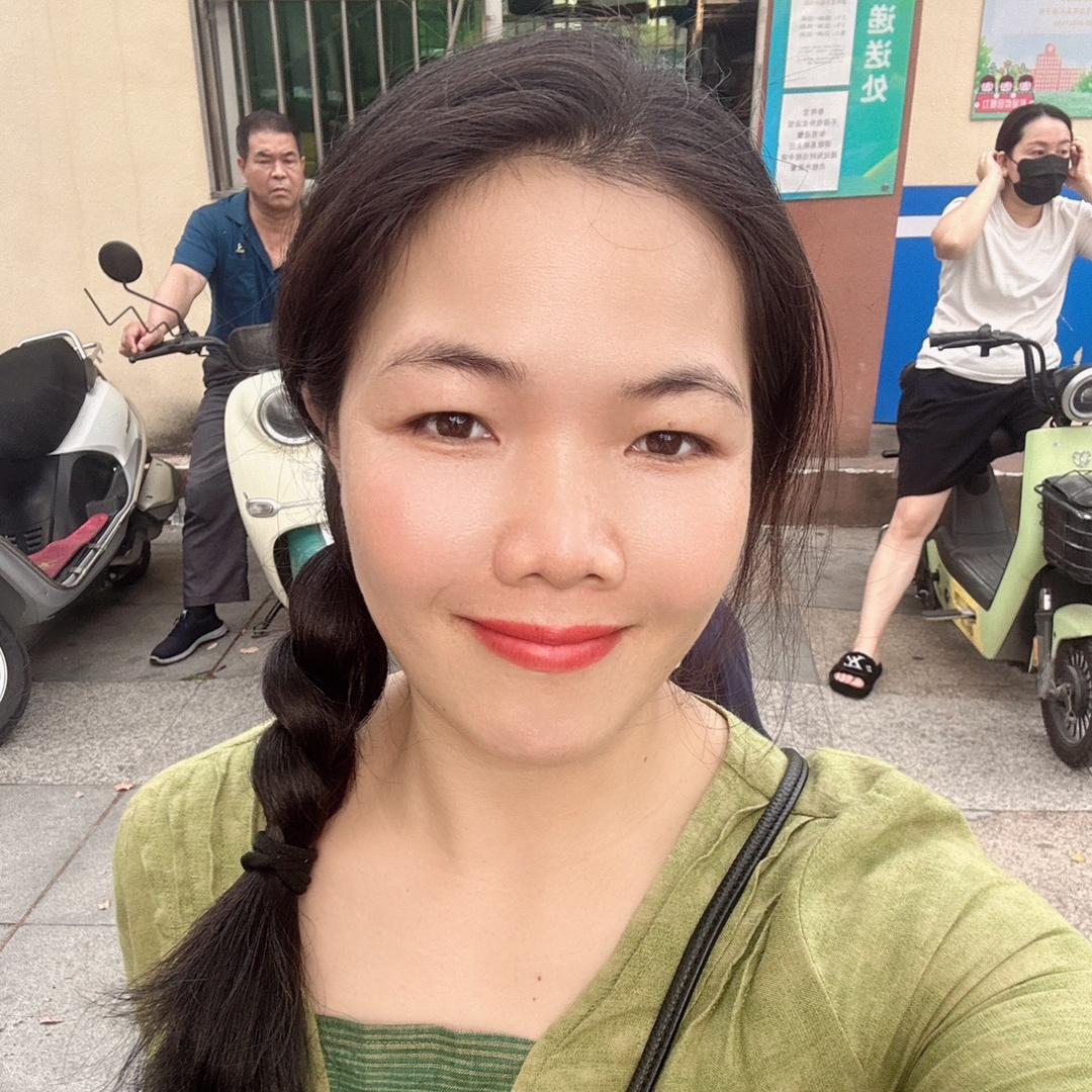 爱锻炼的花姑娘