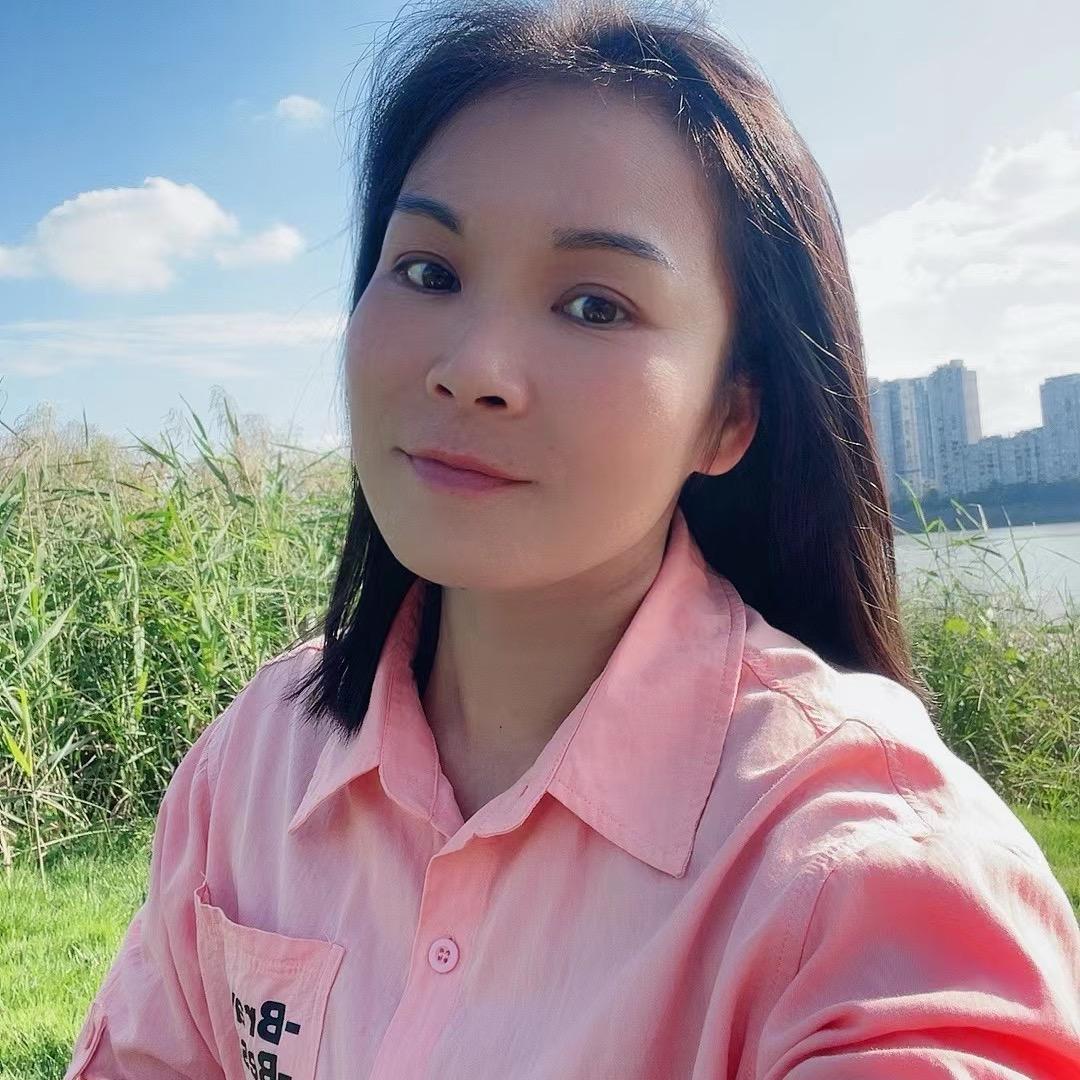 小莫