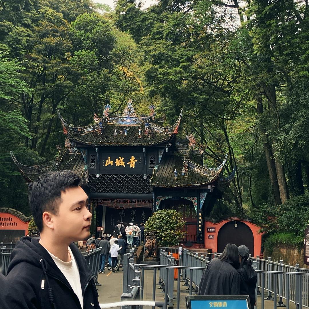 易辰老张