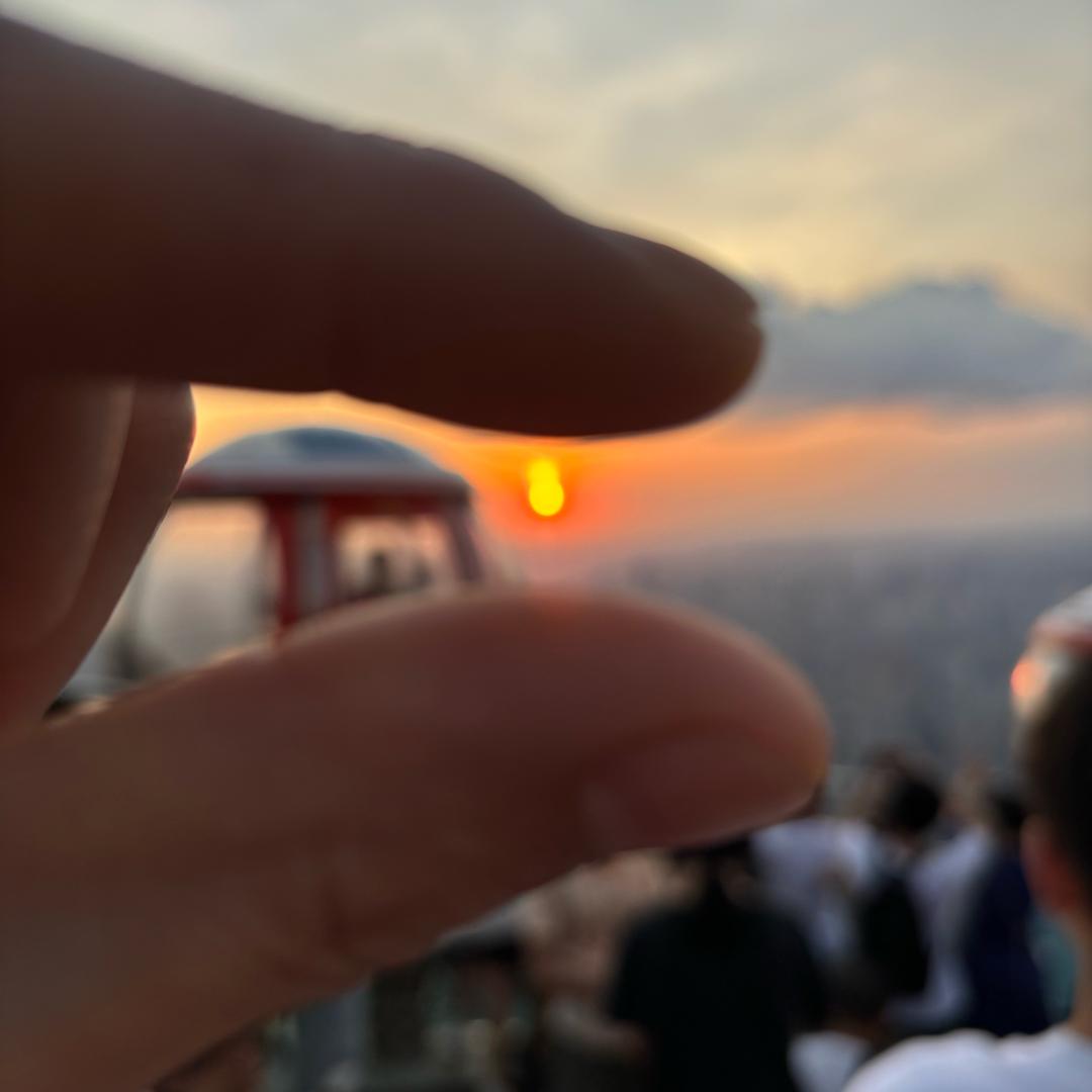 x & y（新华路焱焱小馆）