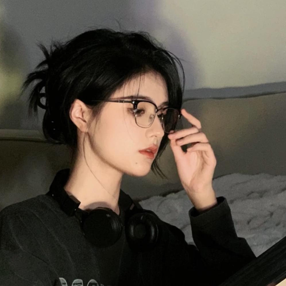 诺贝尔可爱奖😜