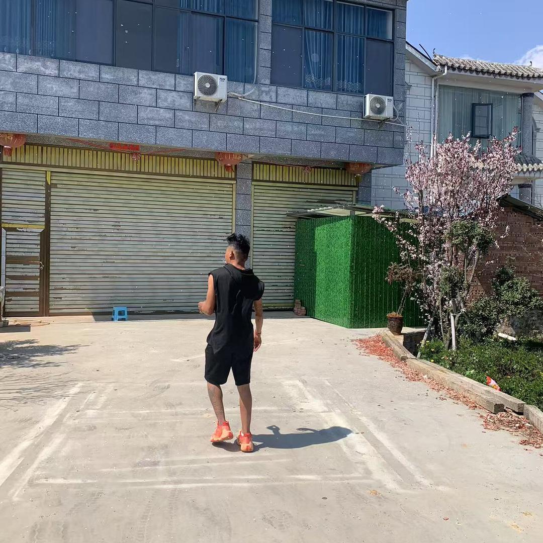 李冲喜*e**