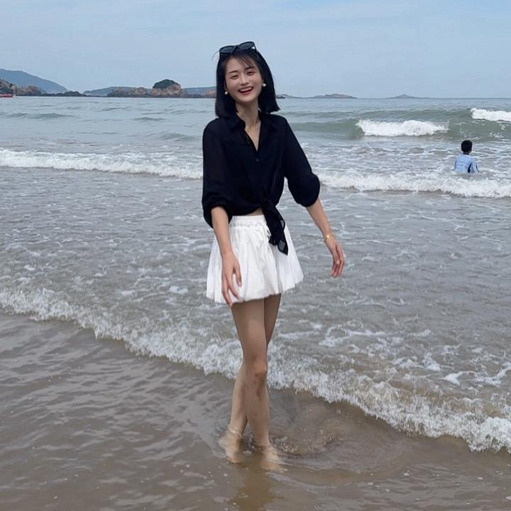 带刺的甜心软糖♐