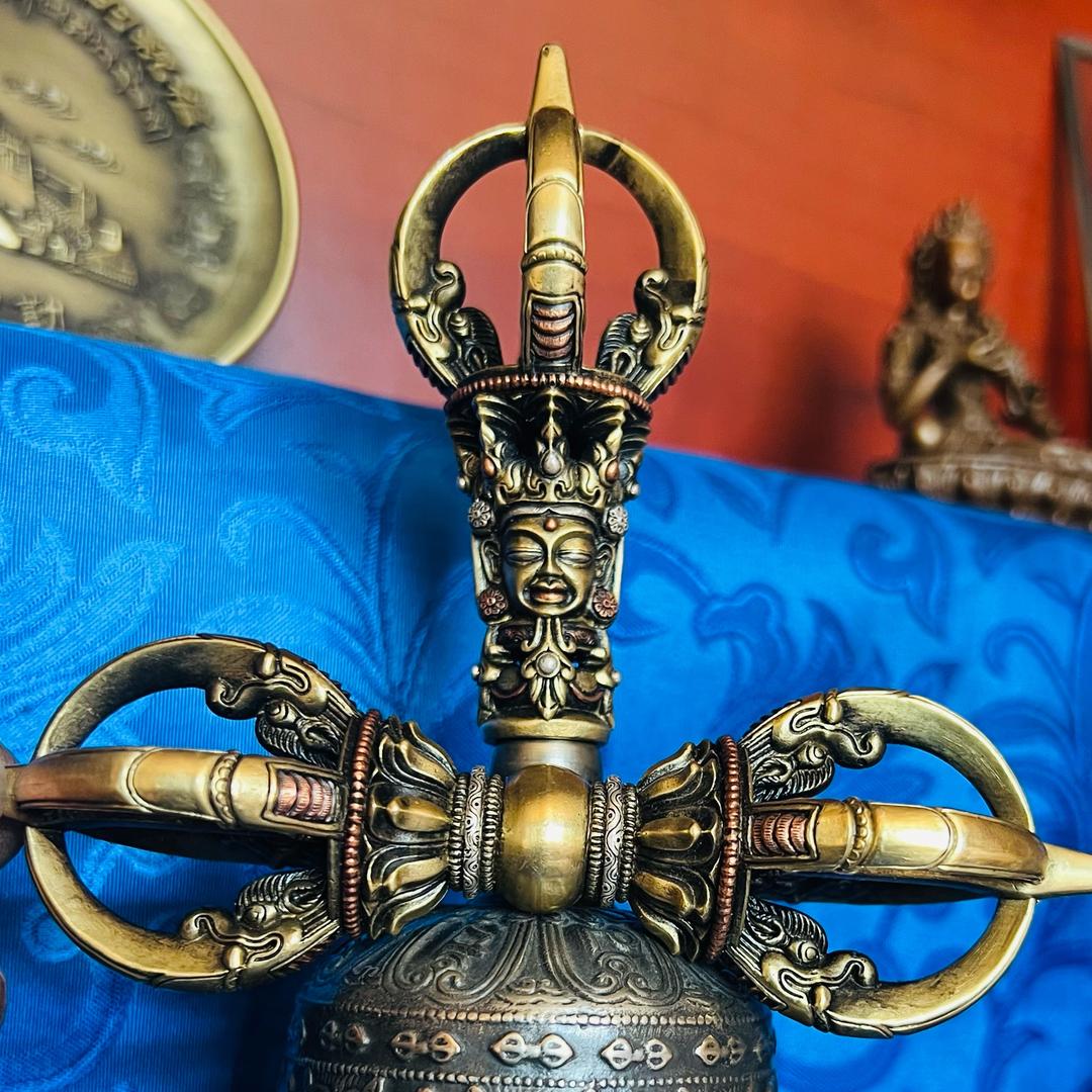 🎸岗赤郎加  🚭