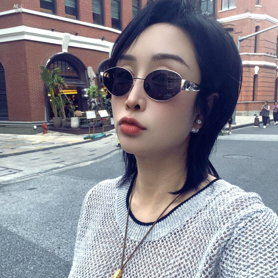 薇姐私服