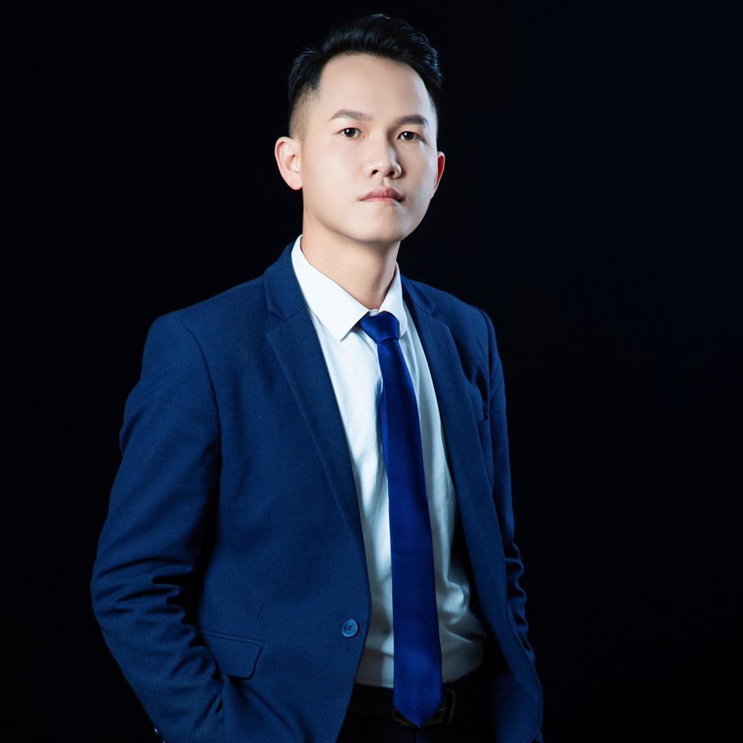 黄贵聊房